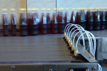 Lubrication of conveyor belts