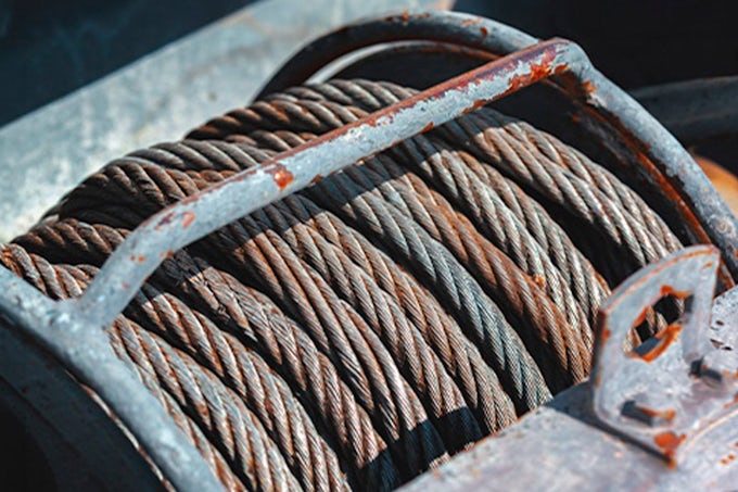 Cables de acero oxidado
