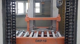 Interflon case study Conveyor chain hoist for building materials