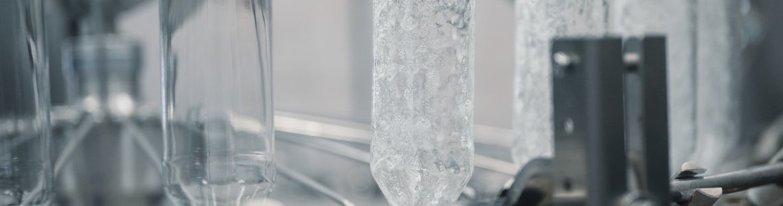 Shutterstock 2176123477